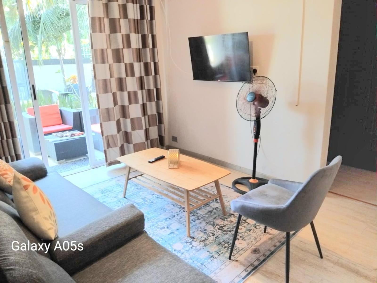 Number 1, Ground Floor Appartement Pereybere Beach Buitenkant foto
